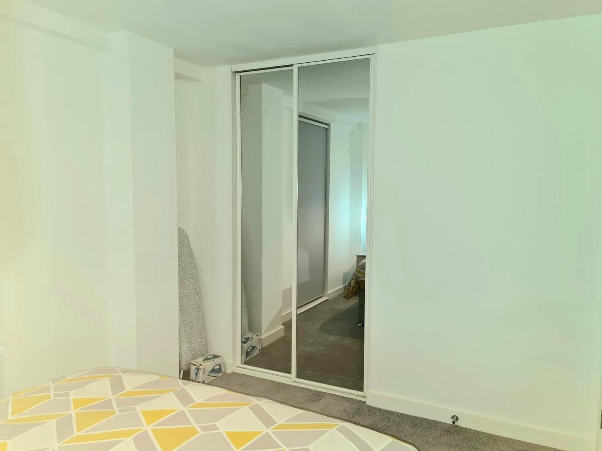 Exquisite Cosy 2-Bed Apartment In Salford Manchester Esterno foto